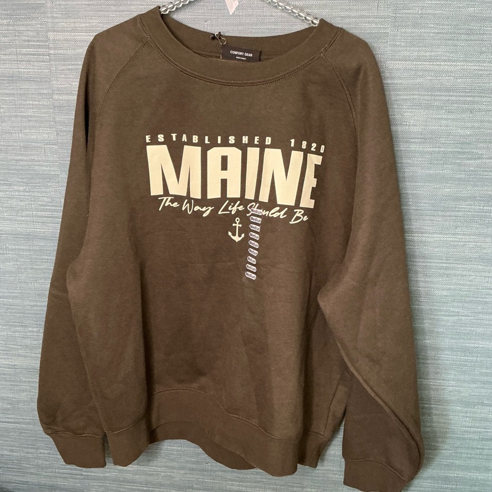NWT  Momentum Men’s Med or Women’s Lg MAINE sweatshirt Olive